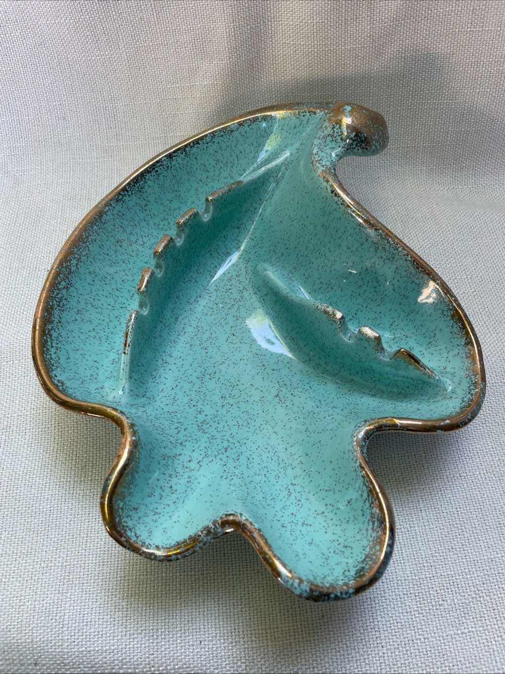 Ceramic Leaf Accent Dishes in Turquoise with Gold Trim - Picture 2 of 2